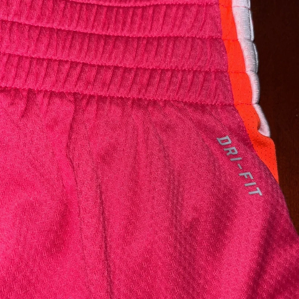 Nike Dri Fit Women’s Running Shorts Size S Small Pink Orange EUC
